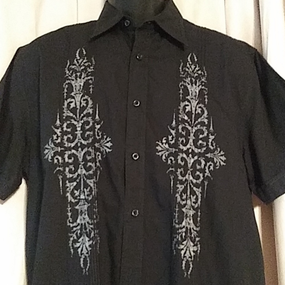 Shirts - Picture 2 of 4